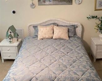 Vintage Pier 1 Imports Wood Wicker Full Size Bed