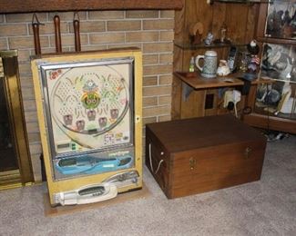 Pachinko and Wood Chest, Steins