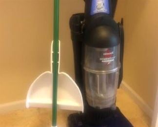 Bussell Powerforce Bagless Vacume