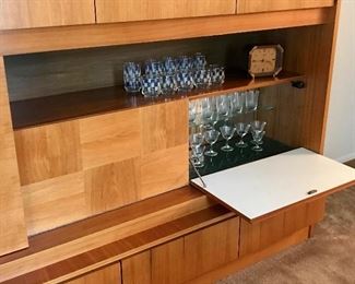 Extreme beauty! Vintage Danish Modern wall unit with bar, made in Denmark by Musterring International.