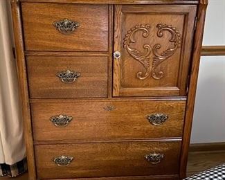 Beautifully detailed front