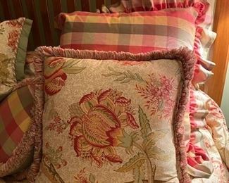 Pillows are reversable