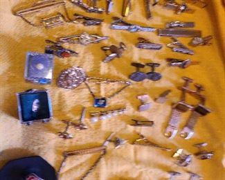 Vintage pins and cufflinks