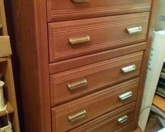 Wood chest of drawers