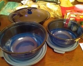 Blue bakeware glass