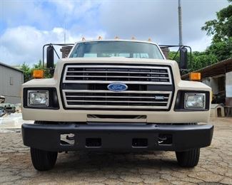 '92 FORD F600 FLAT BED MILITARY TRUCK
