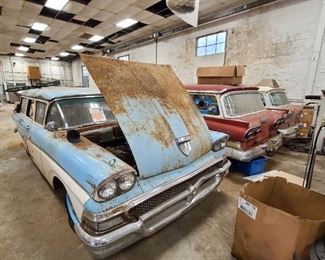 From left to right:
'58 FORD COUNTRY SEDAN WAGON - SEIZED 352 ENGINE, GOOD TRANS.
'58 FORD RANCH WAGON - 39,113 MILES
'58 FORD COUNTRY SEDAN WAGON - SOLID BODY, NO ENGINE OR TRANS. TOP TWO WERE PARTS FOR THIS.