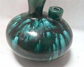 https://connect.invaluable.com/randr/auction-lot/mary-latterman-glaze-pottery-oil-lamp-signed_49844D7943