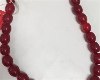 https://connect.invaluable.com/randr/auction-lot/antique-glass-monochrome-trade-beads-red-glass_ECF48378A1