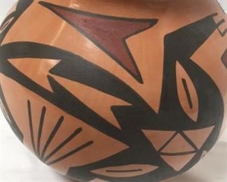 https://connect.invaluable.com/randr/auction-lot/native-american-indian-pottery-signed-rosa-munoz_4364FA6BAC
