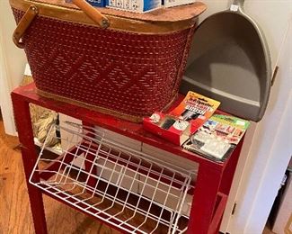 Vintage picnic basket!