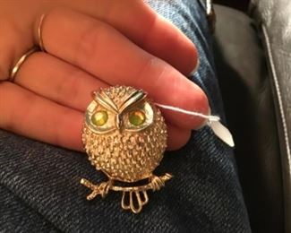 Vintage owl brooch