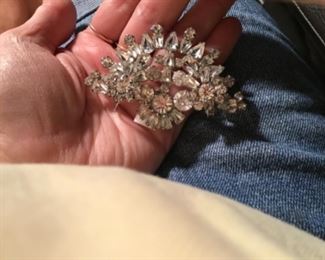 Large rhinestone brooch 