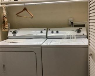 Washer & dryer nice !