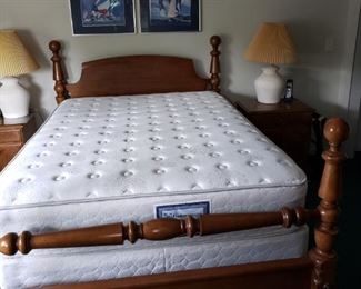 Full size bed