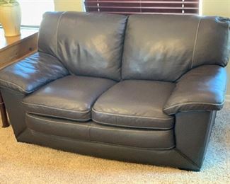 Natuzzi Editions Contemporary Leather Loveseat Sofa Couch Dark Chocolate 37x70x36in HxWxD