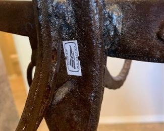 Rustic Western Horseshoe Hat/Coat Rack Stand 62in H x 18x18in HxWxD