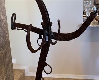 Rustic Western Horseshoe Hat/Coat Rack Stand 62in H x 18x18in HxWxD