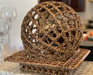 Branch & Twig Ball/Platter Decor 18x18x18in HxWxD