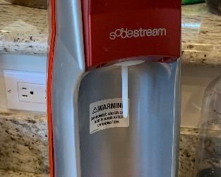 Sodastream c02 Carbonator		
