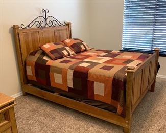 #1 Mexican Rustic Queen Bed w/ Sealy Pillow Top Mattress 64x61x87in HxWxD