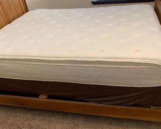 #1 Mexican Rustic Queen Bed w/ Sealy Pillow Top Mattress 64x61x87in HxWxD