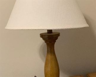 2pc Lamps Pair 27in H x 15in diameter