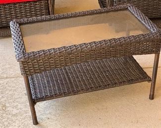 All weather Patio Table 20x21x33in HxWxD