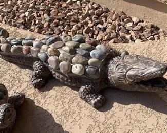 Stone & Concrete Garden Alligator 33in Long