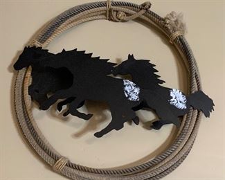 Signed R Rizio Western Decor Art Rope & Horses 20in Diameter