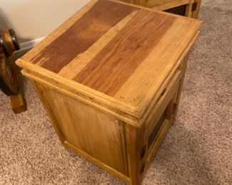 Rustic Mexico wood w/metal inserts nightstands pair 22x21x28 x2 HxWxD