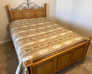 #3 Mexican Rustic Queen Bed w/ Sealy Pillow Top Mattress 64x61x87in HxWxD