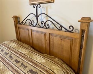 #3 Mexican Rustic Queen Bed w/ Sealy Pillow Top Mattress 64x61x87in HxWxD
