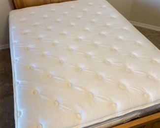 #3 Mexican Rustic Queen Bed w/ Sealy Pillow Top Mattress 64x61x87in HxWxD