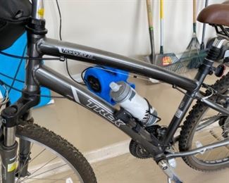 Trek 2.0 Navigator Bicycle 16.5”