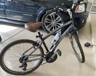 Trek 2.0 Navigator Bicycle 16.5”