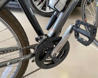 Trek 2.0 Navigator Bicycle 16.5”