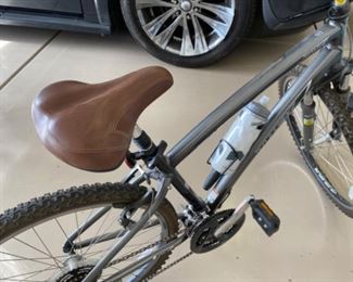 Trek 2.0 Navigator Bicycle 16.5”