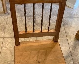 Rustic Mexico Dining Table w/ 4 Chairs Small Table: 31x40x60in chairs: 46x18x18in HxWxD