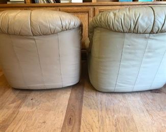 https://sbsos.care/shop/ols/products/pair-leather-velda-chairs-belgium