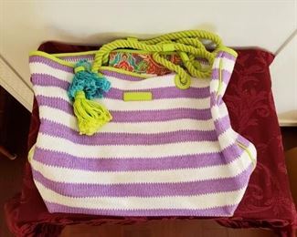 J-86   $20   Vera Bradley Beach Tote