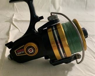 CF-31- $80   Penn 6500ss Spinning Fishing Reel, High Speed 4.7:1  Excellent Condition, Made in the USA