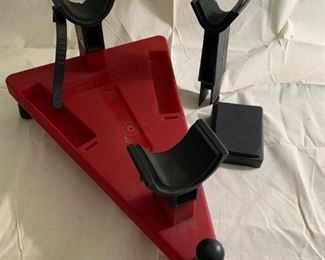 CF-34- $20   Bench Buddy Gun Resting Stand