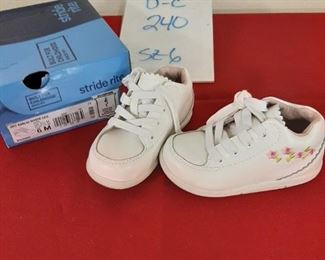 D-C-240  $20  Stride Rite New in Box