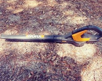 TE-8 - No Charger - $15