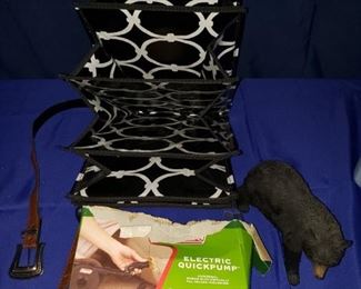 P-39 $10 Closet organizer/Electric quick pump,ladies belt, Montana Bear