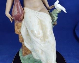 BG -7    Rare LLadro "Solitude" Retirement year 1998   13 .5" x 9 3/4"      $250
