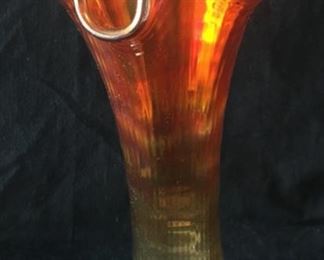  Iridescent ruffled rim art glass vase