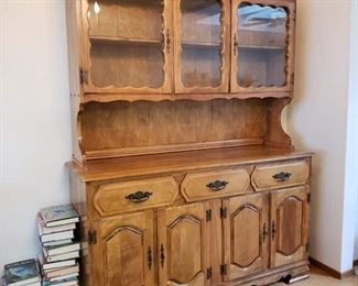 Beautiful Maple Hutch