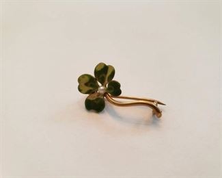 14K Gold Pin with Pearl Center